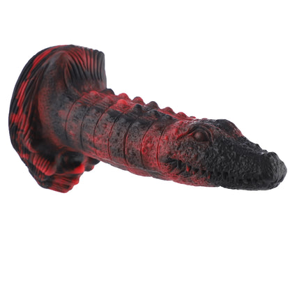 Wildolo Fantasy Crocodilly Zwarte Siliconen Zuignap Dildo 23 cm - Schubachtige Textuur en Knobbels.